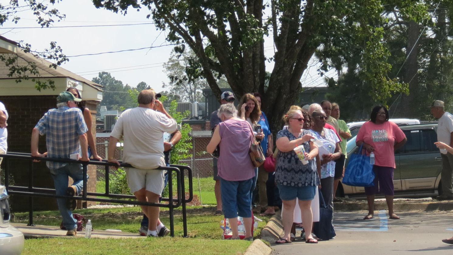 Customer Service Taking A Hit At Cable Internet Provider News Dothaneagle Com