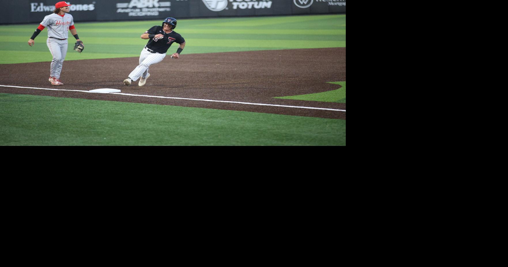 Texas Tech drops game one of the series to Houston [PHOTOS}