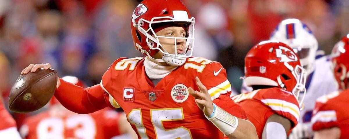 Is Patrick Mahomes playing tonight against the Bills?