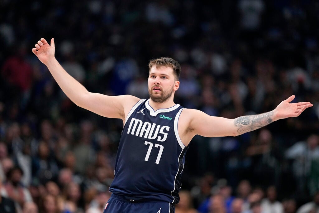 Should the Mavericks Make a Big Move at the Trade Deadline? | NBA |  doublet973.com
