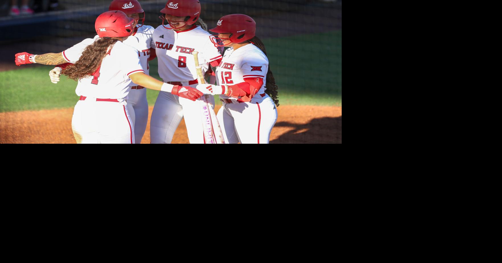 Texas Tech sets a new program record for HRs in a game against the Islanders