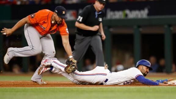 Houston Astros: José Abreu redemption tour rolls on vs. Rangers