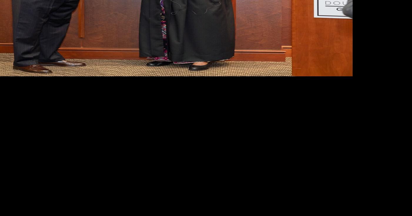 Martin Raxton, Valerie Vie swornin during Friday ceremony