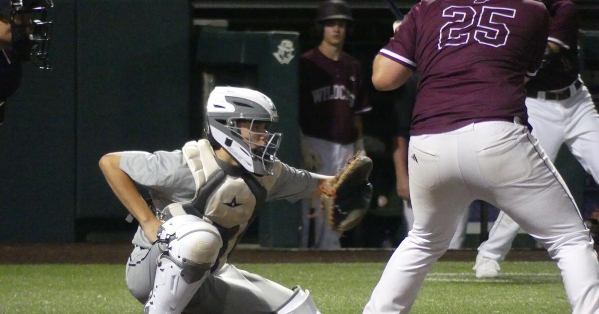 Patriots advance to sectional championship with 7-5 win over Wildcats