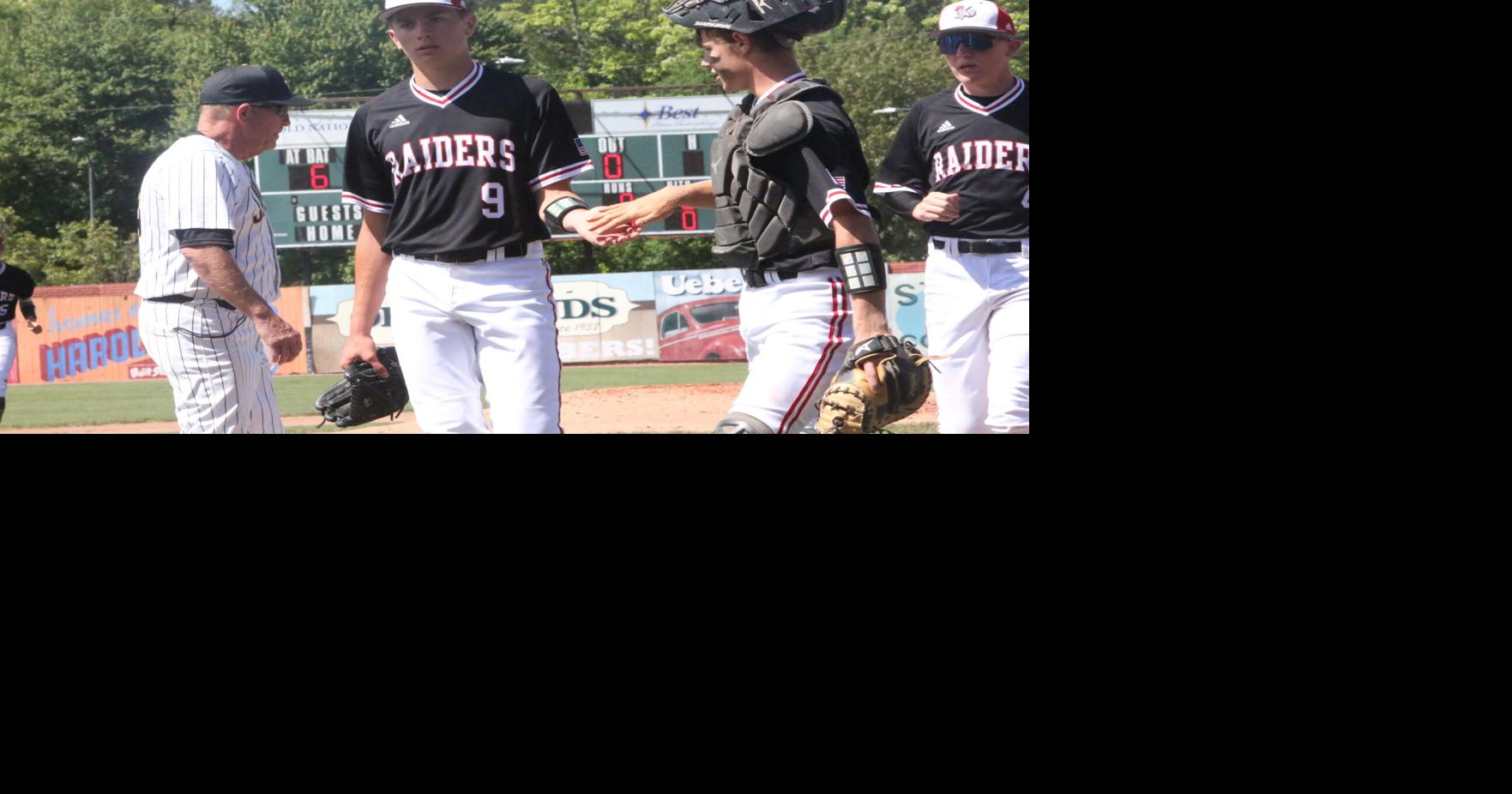 Baseball Cats Go 2-1 Against Wright State Raiders in First Home