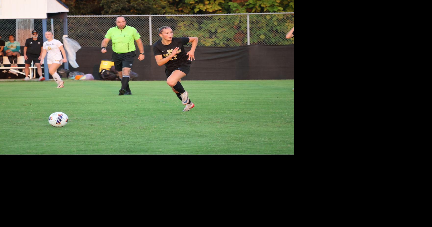 Jasper girls to open season today