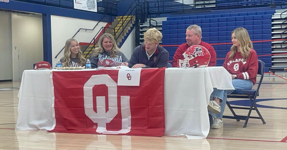 Alex Ruxer Ruxer signs with Oklahoma Football | Sports | duboiscountyherald.com