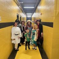 Cannelton Schools устроила успешный ужин со знаменитостями