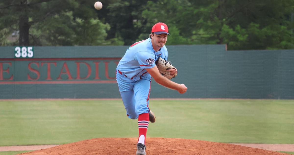 Noblitt with 2026 Bombers after missing last summer