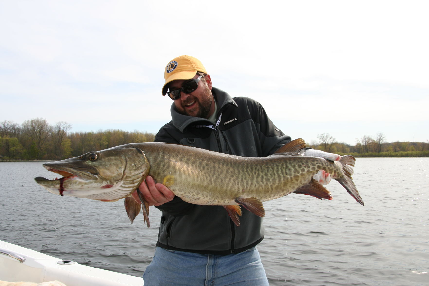 Musky fishing online