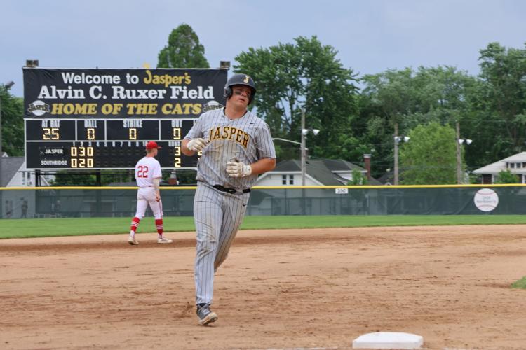 Cats beat Raiders behind four homers | Sports | duboiscountyherald.com