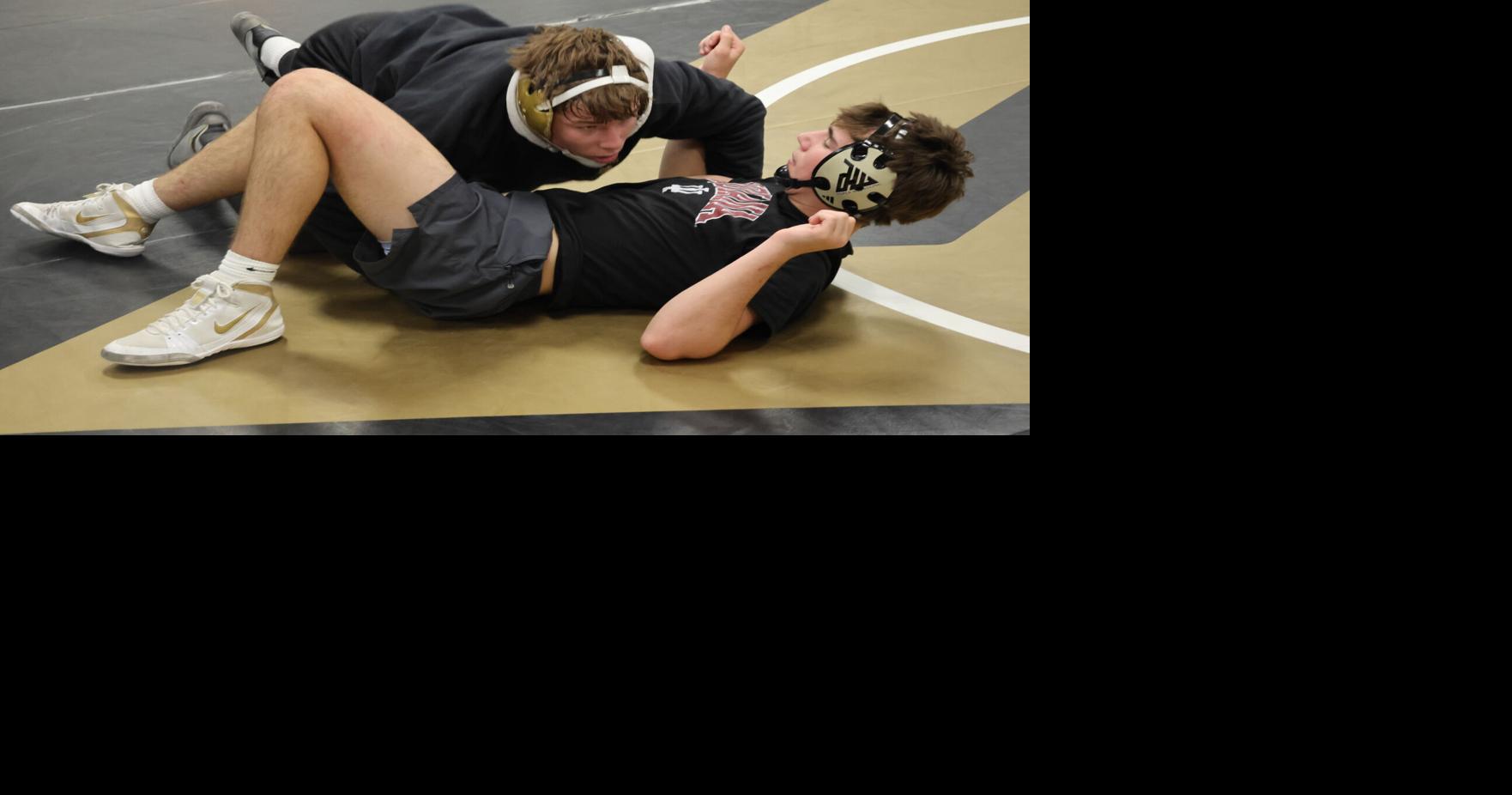 Cats place high expectations on mat | Sports | duboiscountyherald.com
