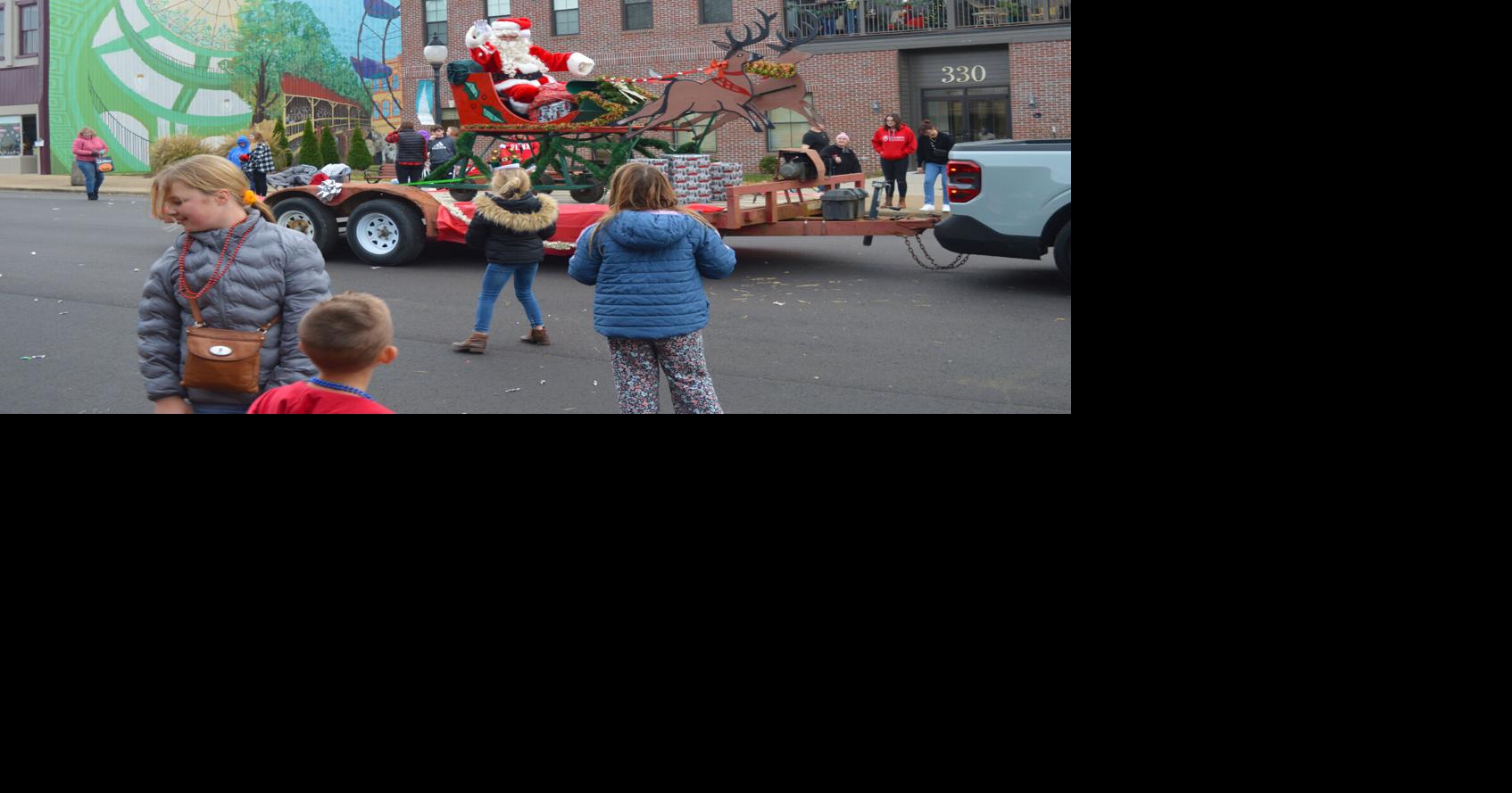 Christmas Parade rocks Rockport News