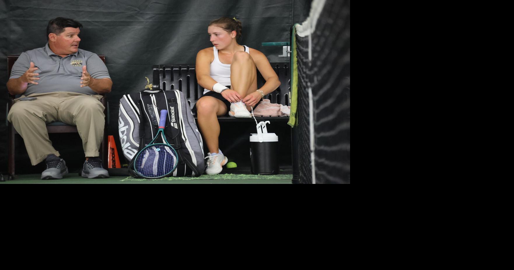 Cats, Raiders advance to sectional finals