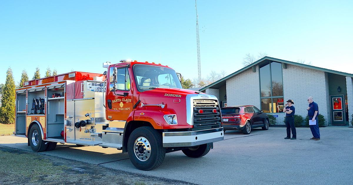 Fire Engine Gov Santa Claus acquires new fire truck | Government | duboiscountyherald.com
