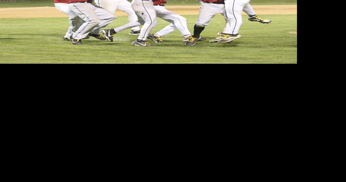 Bobcats down Mustangs, advance
