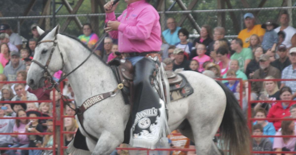 Edgewood Rodeo Edgewood Pro Rodeo | Multimedia | dyersvillecommercial.com