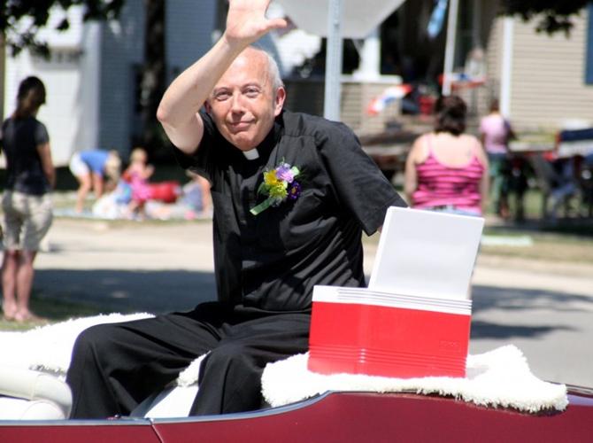 Farley's Julyfest Parade