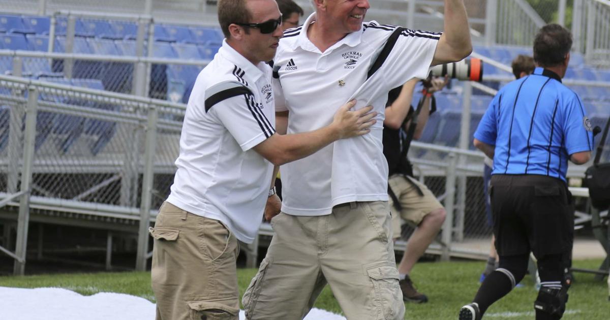 Laskowski hangs up his spikes