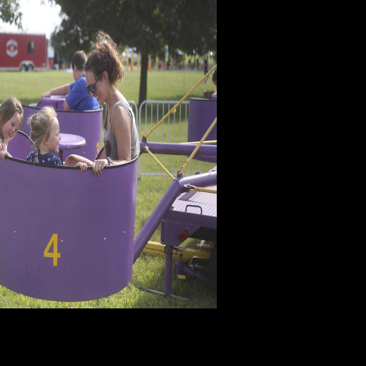 Dyersville Commercial