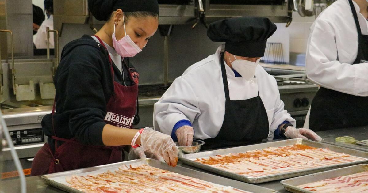 EKU students run restaurant Café Burrier on campus Features