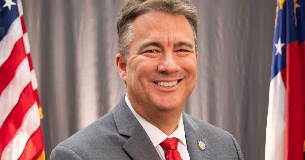 House panel advances limits on outside campaign cash