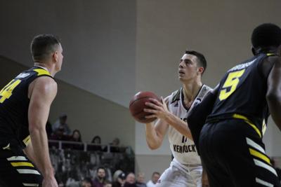 Nick Mayo S Buzzer Beater Lifts Eku Over Northern Kentucky 76 74