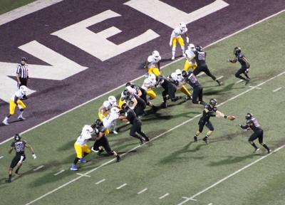 Jacksonville State Rolls Into Town To Face The Eku Football Team