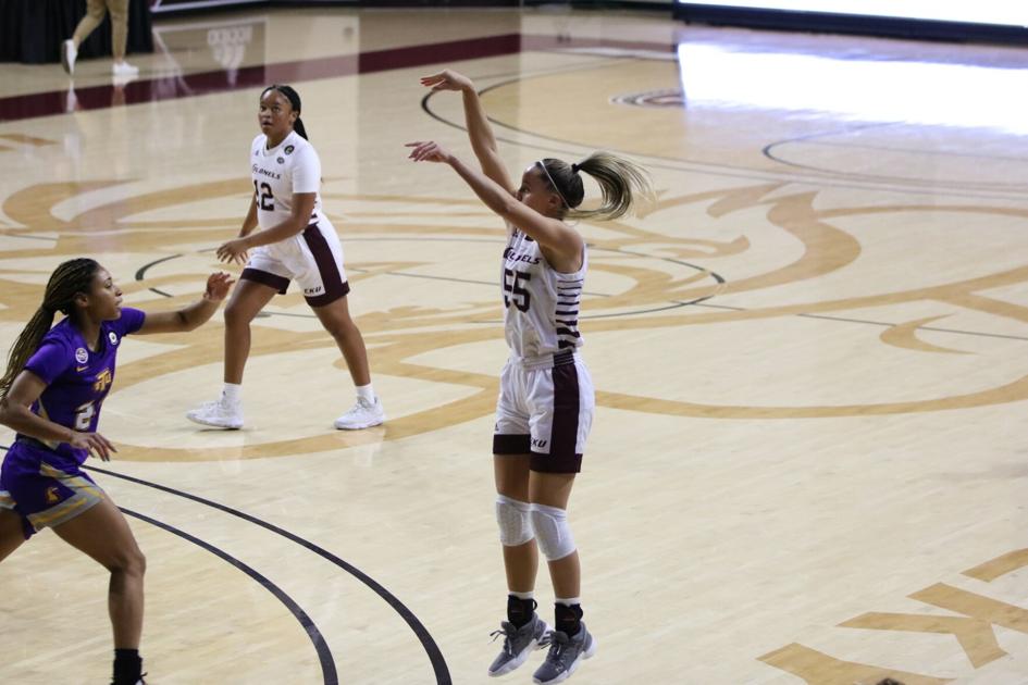 Eku Basketball Comes Out On Top Against Tennessee Tech Sports Easternprogress Com