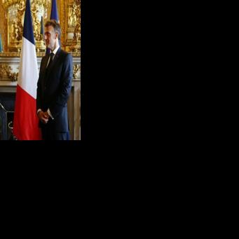 Ukrainian leader Volodymyr Zelensky met French President Emmanuel Macron after arriving in Paris for a meeting of Kyiv's allies