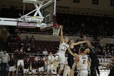 Eku Men S Basketball Wins A Close Game Over Usc Upstate 79 77