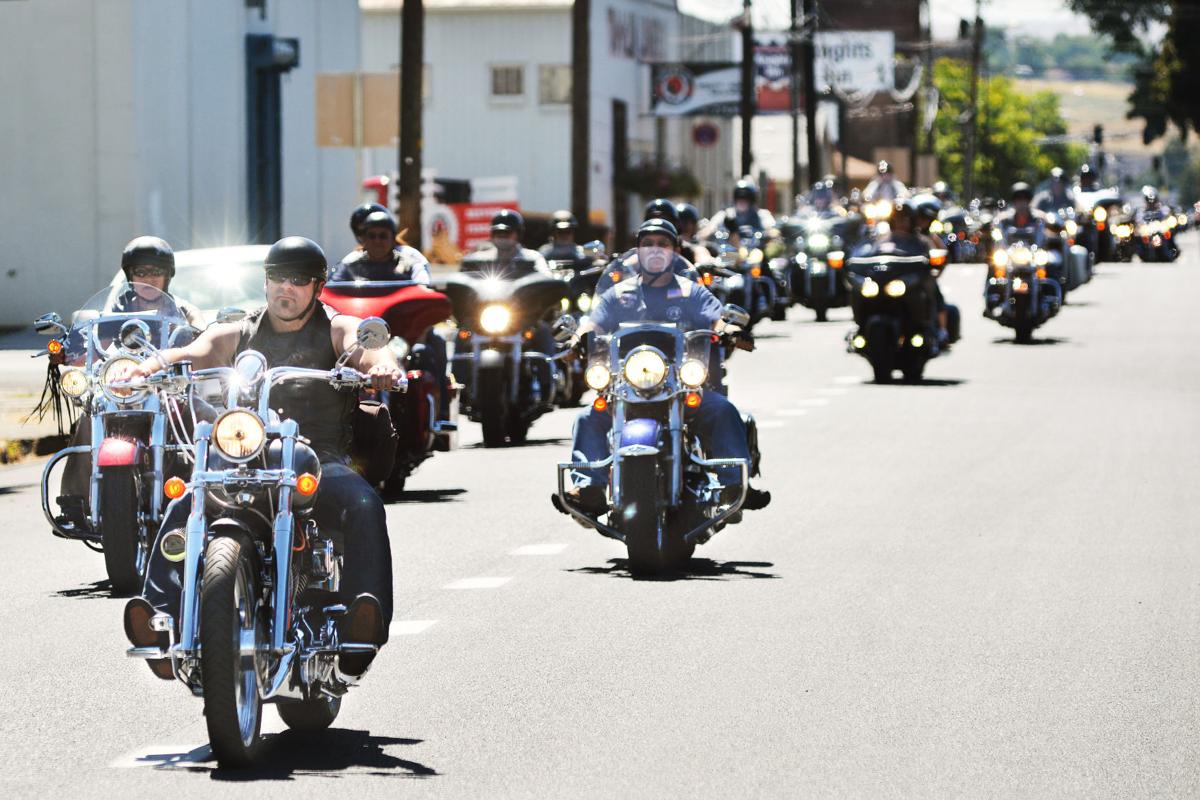 Pendleton leaves from Savannah on motorcycle ride for charity