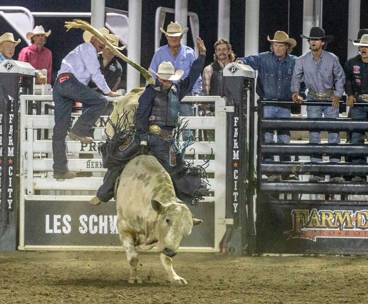 Biglow bests arena record, picks up title at Farm-City Pro Rodeo ...