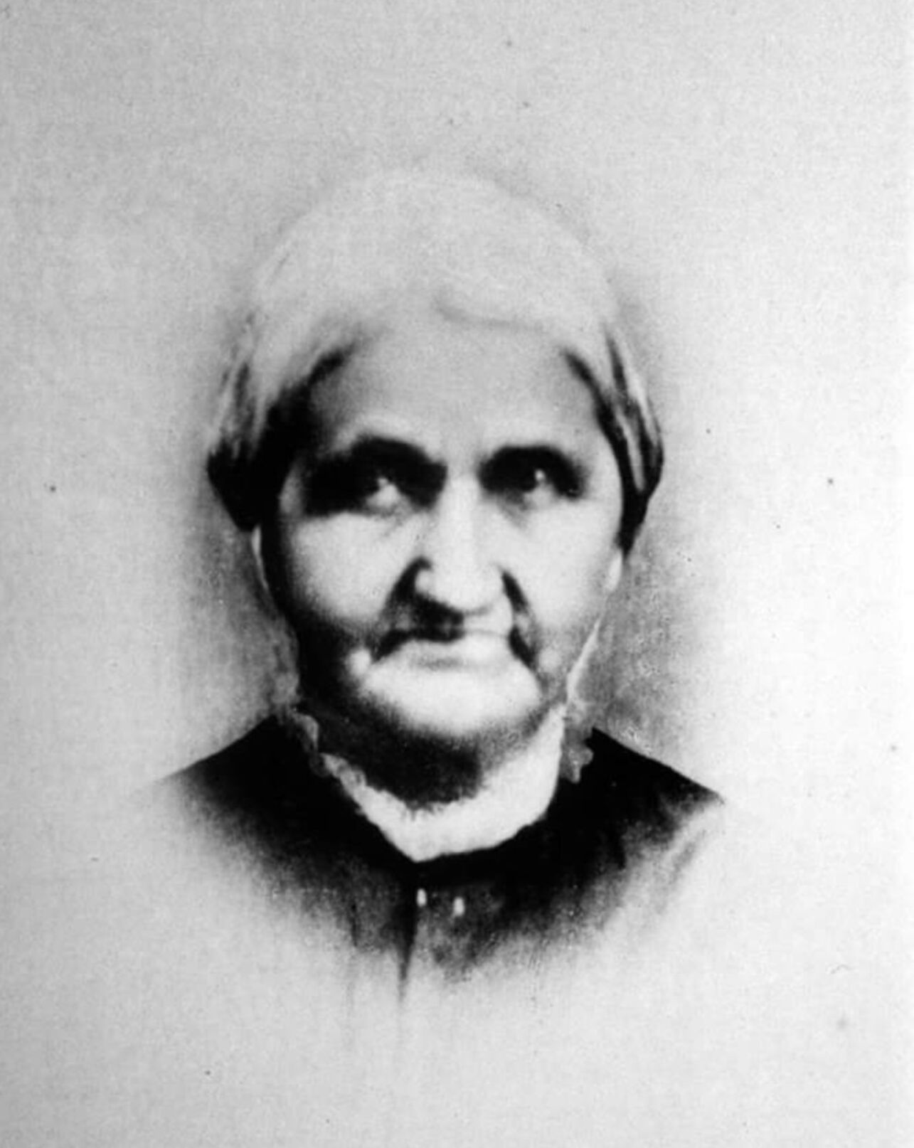 museum hosts ‘Tea With Queen Community