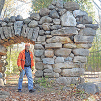 Henes closed to traffic | | ehextra.com