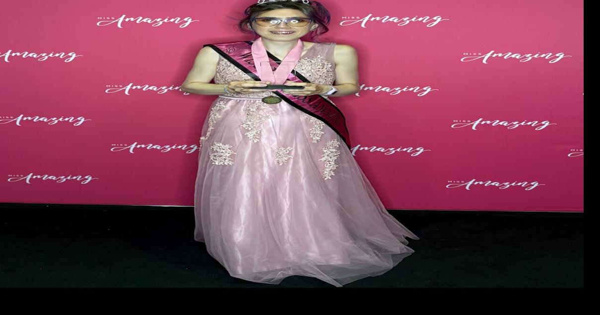 Marinette native dazzles at Miss Amazing National Summit