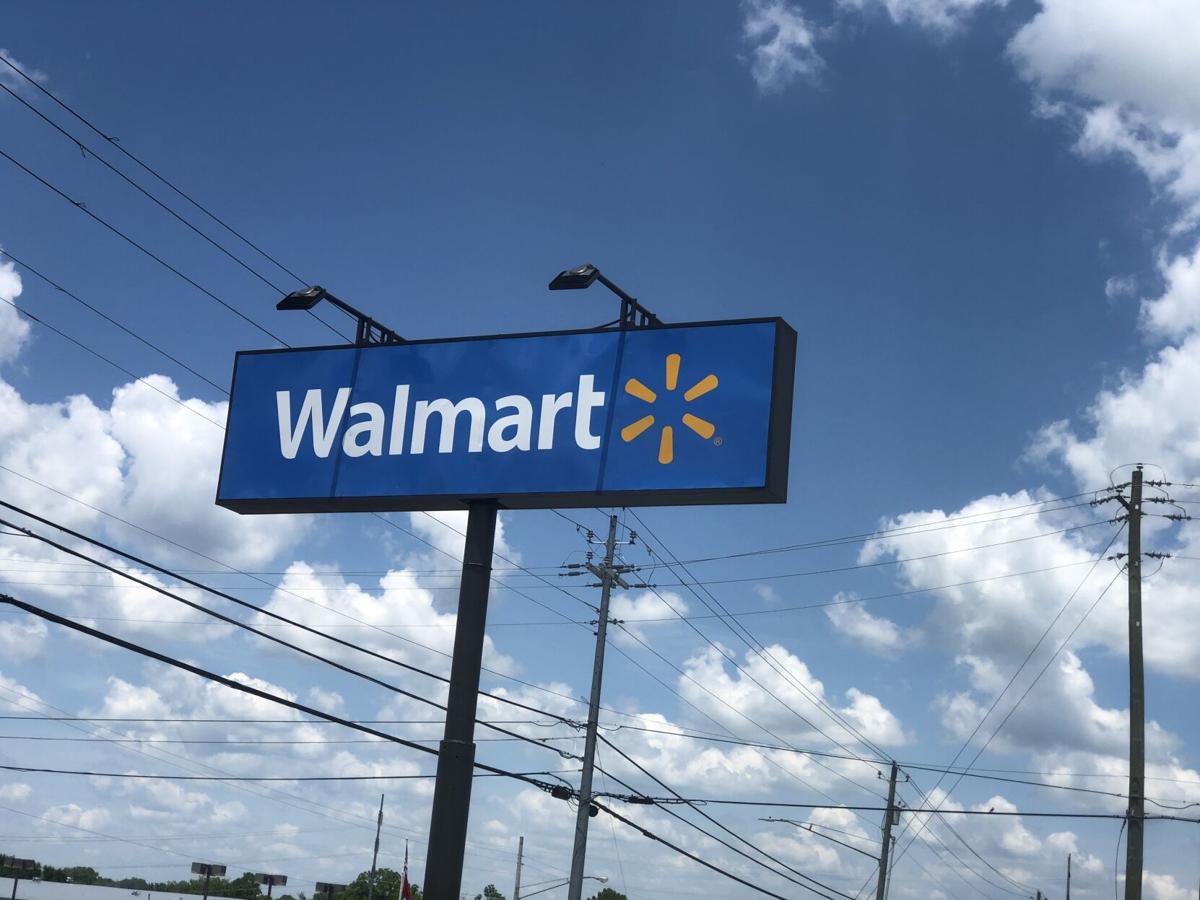 Fayetteville Wal Mart Temporarily Closes To Sanitize Customers Required To Wear Mask News Elkvalleytimes Com