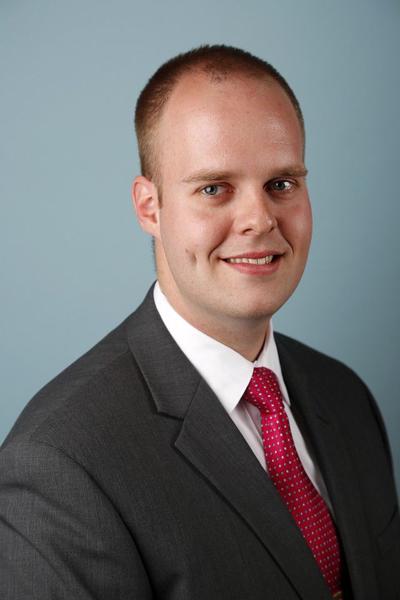 Higgins Funeral Home S Ross Earns Cfsp Re Certification Business Finance Elkvalleytimes Com