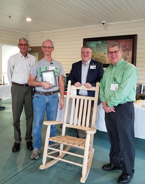 Thomas retires from LMC