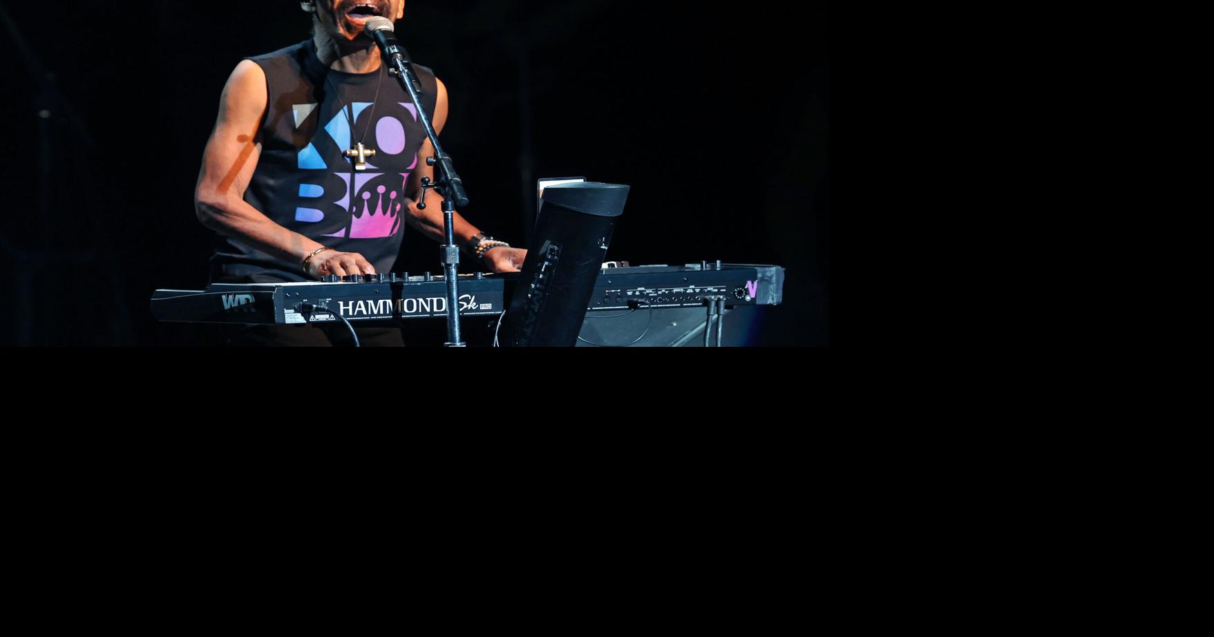 Concert Review: War's timeless hits and soulful vocals captivate crowd ...