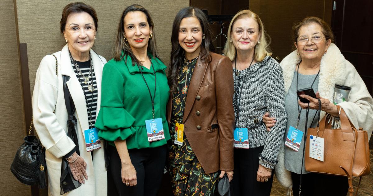 Orador principal de la editora de Vogue México en Engage | fáctico Orador principal de la editora de Vogue México en Engage | fáctico