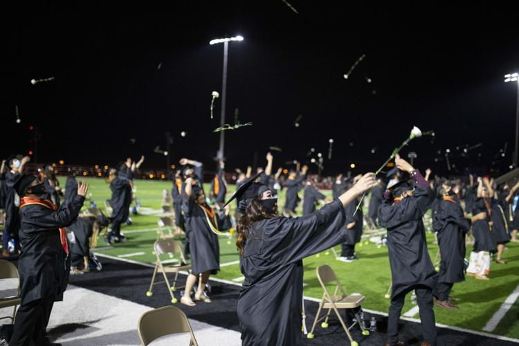Photos El Paso High School Commencement Ceremony Lifestyle