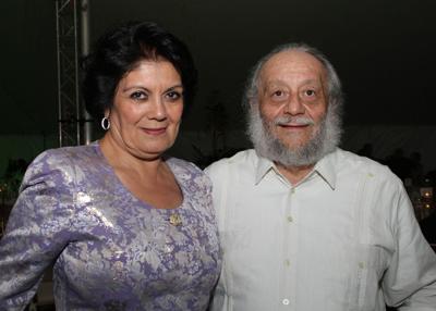 Best Family Doctor - Dr. Roberto Canales