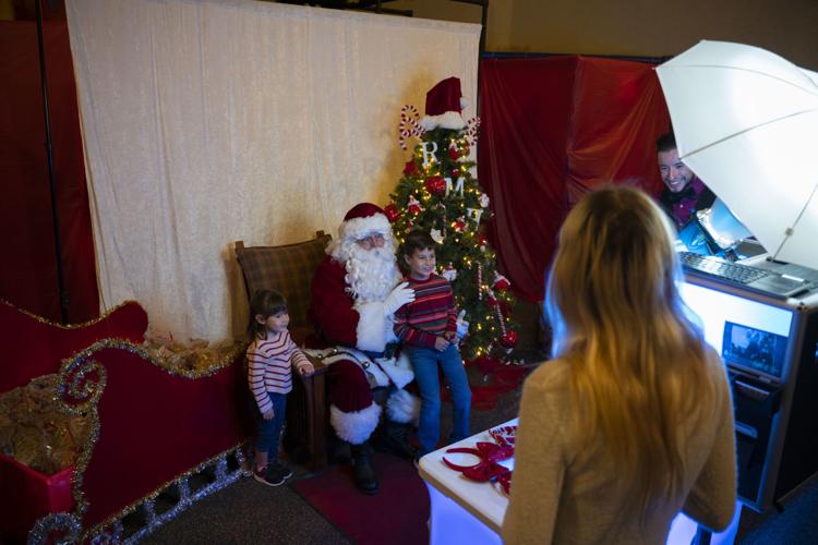 ‘Lights of Love’ shine at Ronald McDonald House Local News