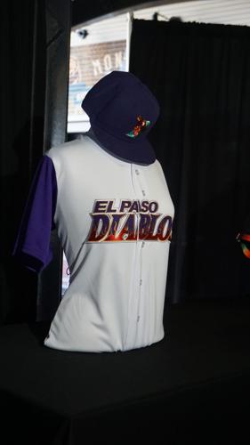 2019 El Paso Chihuahuas Big Logo T-shirt Red Padres Toddler 2T