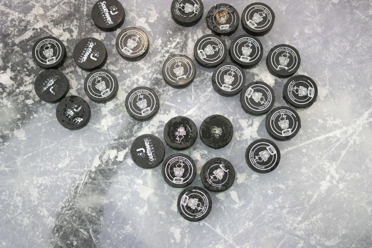 Kappy's Corner Rhinos, Mexican National teams look to tradition