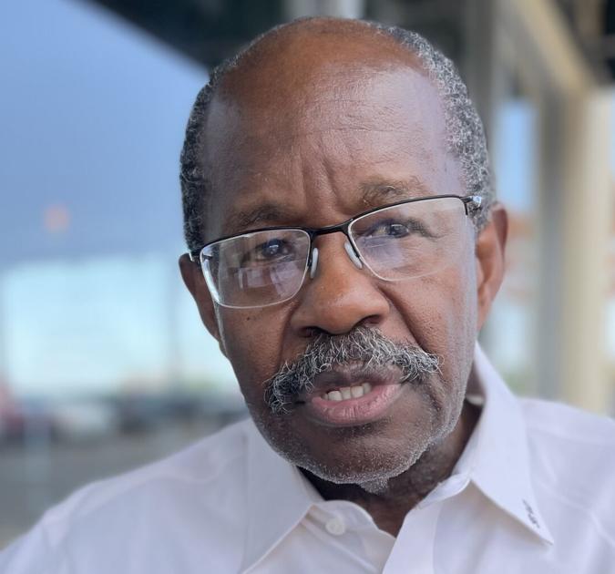 Encontró éxito enseñando español a ejecutivos, y el exdirector ahora espera llevar el plan de estudios a las escuelas | noticias locales Encontró éxito enseñando español a ejecutivos, y el exdirector ahora espera llevar el plan de estudios a las escuelas | noticias locales