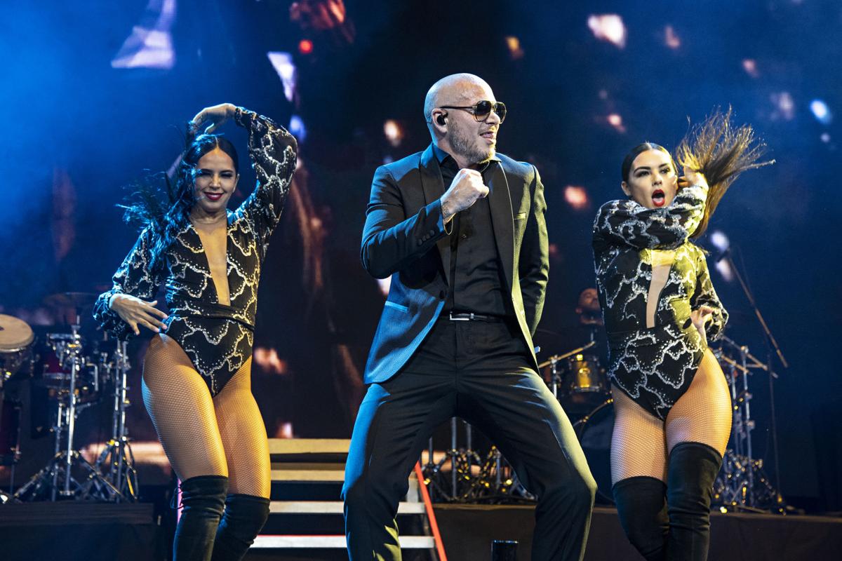 how pitbull went from mr 305 to mr