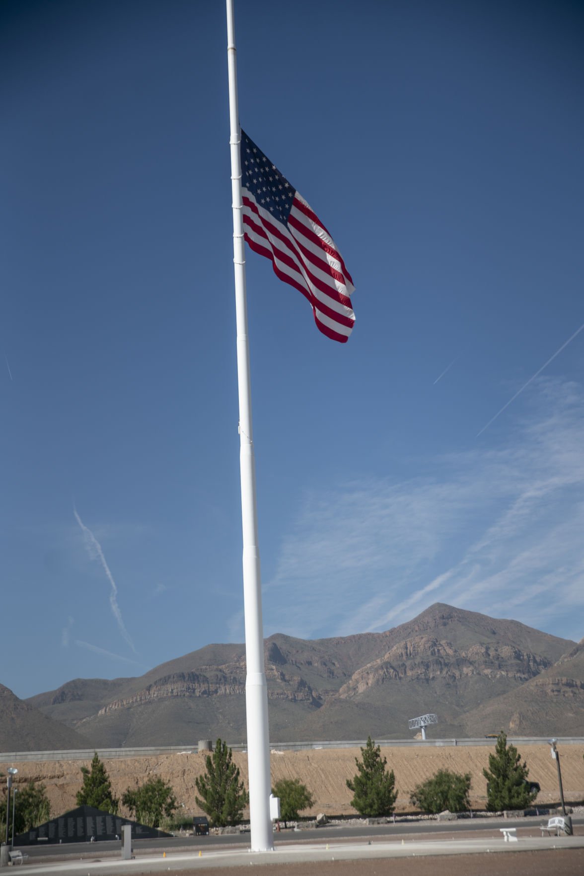 Old Glory Flies High Proud At Northeast Memorial Local Features Elpasoinc Com