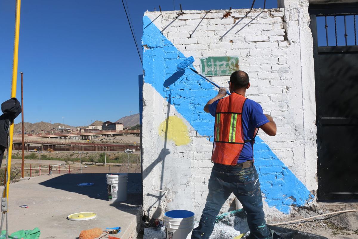 Artists turning JuÃ¡rez neighborhood into giant mural | Local News